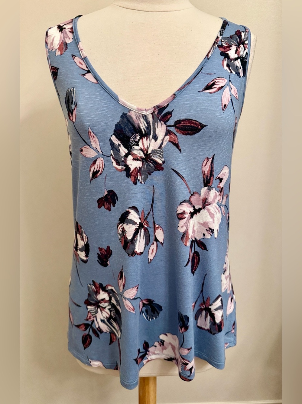 Maurices Blue Pink Floral SZ M Boho Chic Romantic Cottagecore Racerback Top